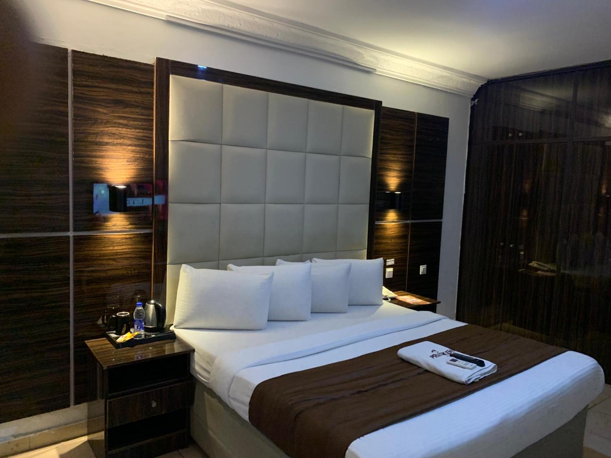 Presken Hotels @ Victoria Island Apese 外观 照片